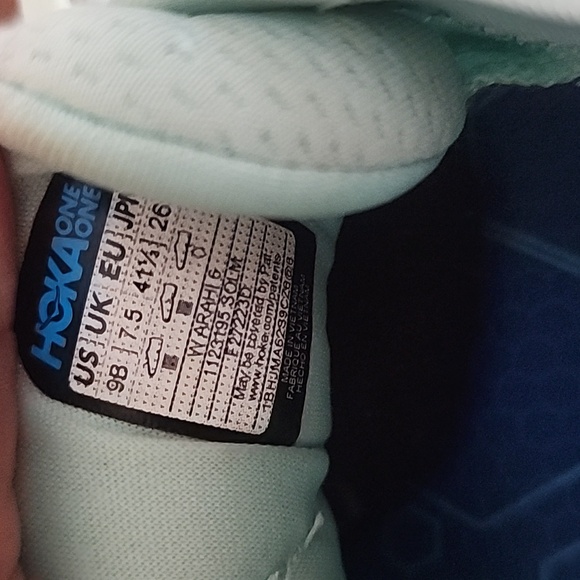 Hoka Arahi 6 Pastel Mint and Lavender Running Shoes - Picture 13 of 15